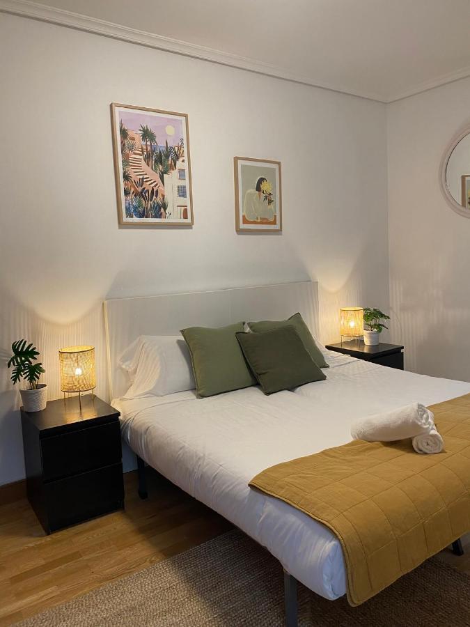 Apartamento Amplio y Central a pie de Playa la Concha San Sebastián Exterior foto